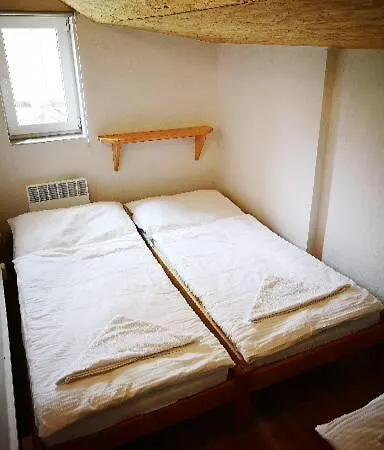 U Jeskyne Mladec Tatil Evi Bila Lhota